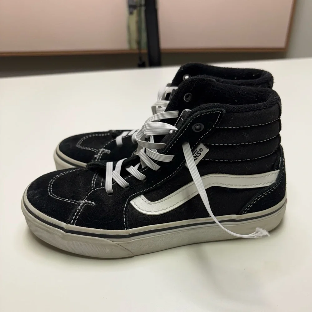 Vans Youth Boys 1 Classic Black White High Top Old Skool Sneakers Shoes - Picture 4 of 8